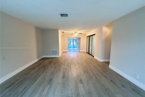 Купить виллу или дом в Купер-Сити, Флорида 3 спальни, 155.33м2, № 1976835 - фото 5