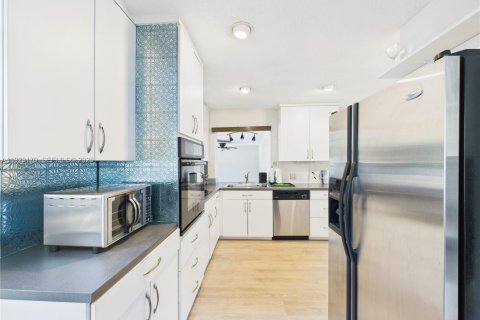 Купить виллу или дом в Купер-Сити, Флорида 3 спальни, 155.33м2, № 1976835 - фото 22