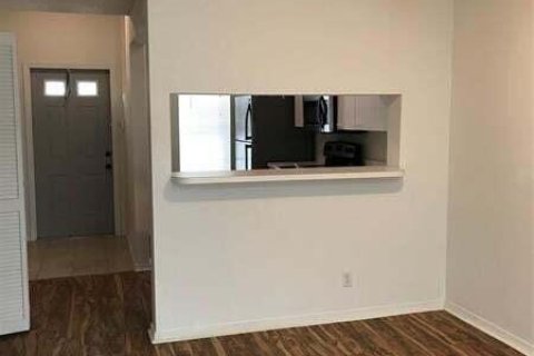 Touwnhouse à louer à Tamarac, Floride: 2 chambres, 87.79 m2 № 2087694 - photo 3