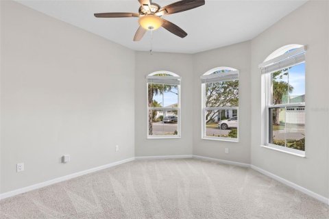 House in Daytona Beach, Florida 3 bedrooms, 171.68 sq.m. № 1866266 - photo 16