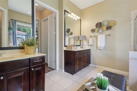 House in Orlando, Florida 4 bedrooms, 275.46 sq.m. № 1690861 - photo 23