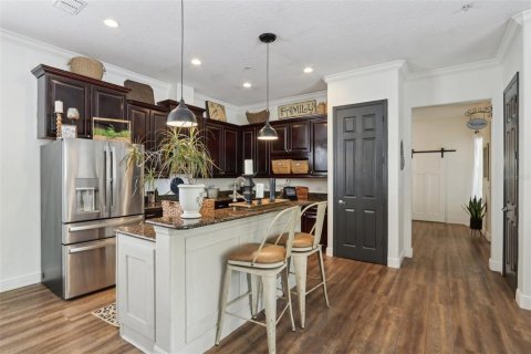 House in Orlando, Florida 4 bedrooms, 275.46 sq.m. № 1690861 - photo 14