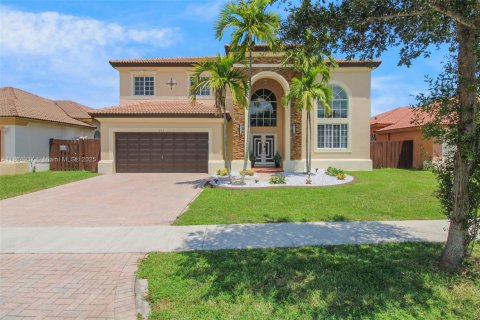 House in Homestead, Florida 4 bedrooms, 255.67 sq.m. № 1893220 - photo 2