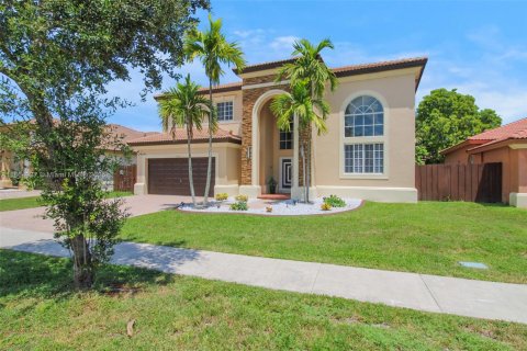 House in Homestead, Florida 4 bedrooms, 255.67 sq.m. № 1893220 - photo 4