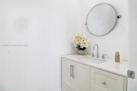 House in Homestead, Florida 4 bedrooms, 255.67 sq.m. № 1893220 - photo 24