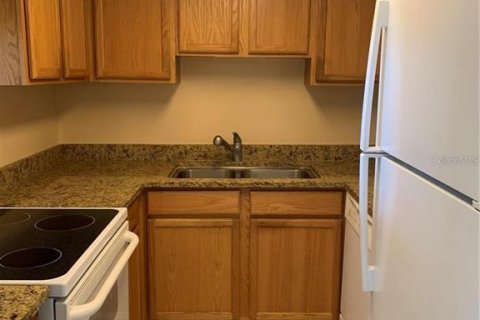 Copropriété à louer à Clearwater, Floride: 1 chambre, 72 m2 № 1792097 - photo 4