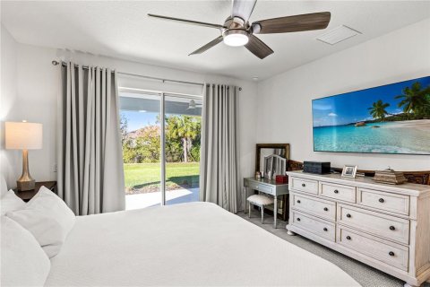 House in Bradenton, Florida 4 bedrooms, 226.12 sq.m. № 1718112 - photo 13