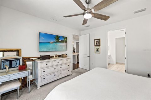 House in Bradenton, Florida 4 bedrooms, 226.12 sq.m. № 1718112 - photo 14