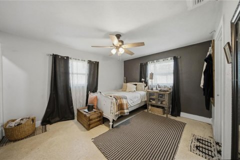 House in Ocala, Florida 3 bedrooms, 168.52 sq.m. № 2393831 - photo 15