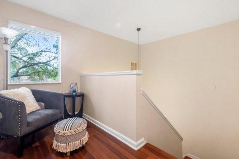 House in Fort Lauderdale, Florida 5 bedrooms, 273.88 sq.m. № 1850316 - photo 30