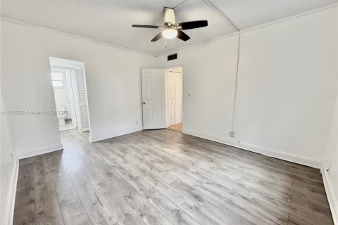 Copropriété à louer à Pembroke Pines, Floride: 1 chambre, 71.53 m2 № 1971142 - photo 10