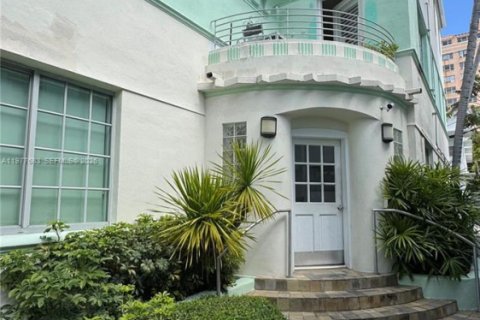 Copropriété à vendre à Miami Beach, Floride: 1 chambre, 52.58 m2 № 2044688 - photo 13