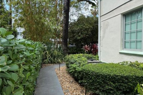 Copropriété à vendre à Miami Beach, Floride: 1 chambre, 52.58 m2 № 2044688 - photo 16