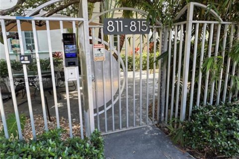 Copropriété à vendre à Miami Beach, Floride: 1 chambre, 52.58 m2 № 2044688 - photo 25