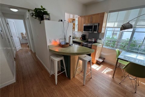 Copropriété à vendre à Miami Beach, Floride: 1 chambre, 52.58 m2 № 2044688 - photo 2