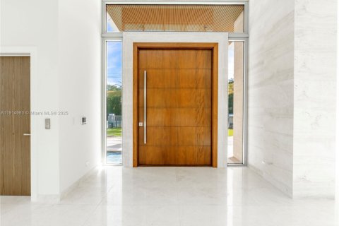 Casa en venta en Pinecrest, Florida, 7 dormitorios № 1974060 - foto 24