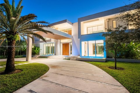 Casa en venta en Pinecrest, Florida, 7 dormitorios № 1974060 - foto 9