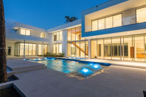 Casa en venta en Pinecrest, Florida, 7 dormitorios № 1974060 - foto 15