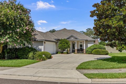 House in Newberry, Florida 3 bedrooms, 181.16 sq.m. № 1826664 - photo 1