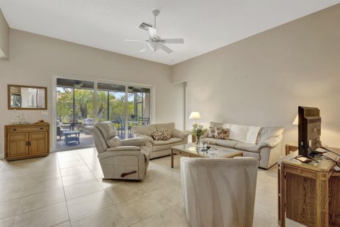 Villa ou maison à vendre à Port St. Lucie, Floride: 4 chambres, 238.39 m2 № 2087449 - photo 8
