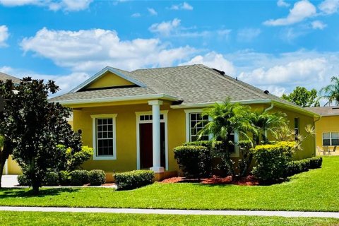 House in Kissimmee, Florida 4 bedrooms, 181.72 sq.m. № 1912225 - photo 2