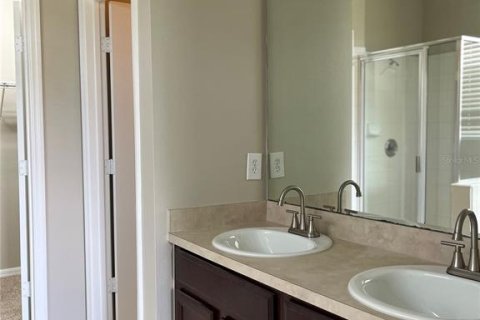 Villa ou maison à louer à Kissimmee, Floride: 4 chambres, 181.72 m2 № 1912225 - photo 27