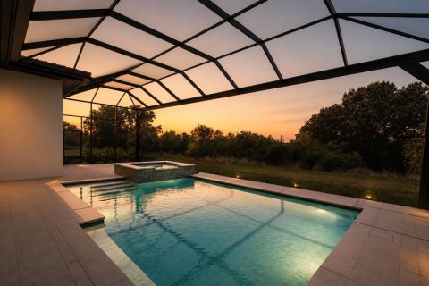 House in Sarasota, Florida 5 bedrooms, 281.77 sq.m. № 2228070 - photo 3