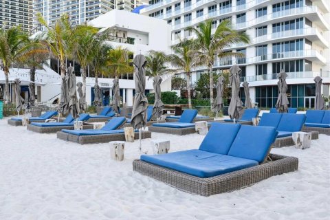 Купить кондоминиум в Холливуд, Флорида 1 спальня, 79.15м2, № 2058100 - фото 30