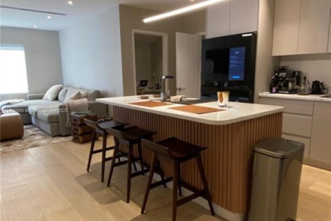 Villa ou maison à louer à Miami, Floride: 4 chambres, 136.19 m2 № 1971783 - photo 7