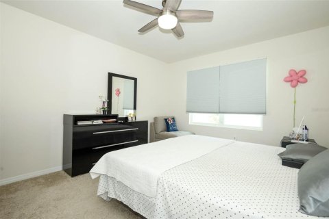Villa ou maison à vendre à Sanford, Floride: 4 chambres, 168.25 m2 № 2347822 - photo 16