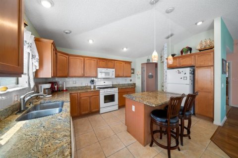 Villa ou maison à vendre à The Villages, Floride: 3 chambres, 155.8 m2 № 2433163 - photo 5