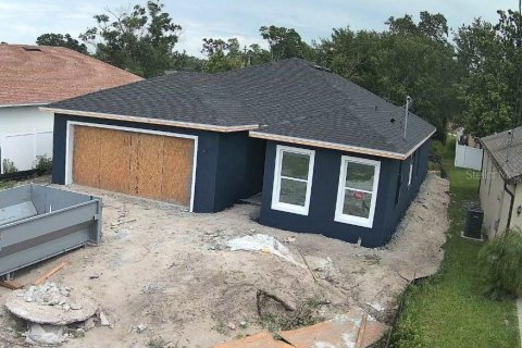 House in Orlando, Florida 4 bedrooms, 164.07 sq.m. № 1802273 - photo 2