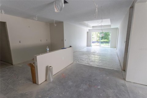 House in Orlando, Florida 4 bedrooms, 164.07 sq.m. № 1802273 - photo 6