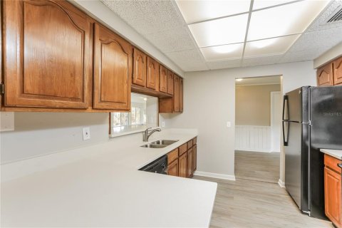 House in Sanford, Florida 4 bedrooms, 204.2 sq.m. № 1910405 - photo 5