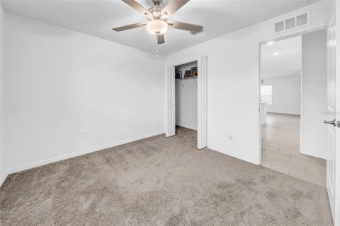 House in Land O' Lakes, Florida 4 bedrooms, 168.15 sq.m. № 1620284 - photo 30