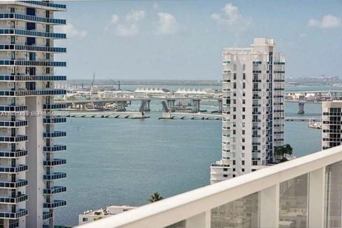 Снять в аренду кондоминиум в Майами, Флорида 3 спальни, 143.72м2, № 2034578 - фото 16