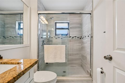 Villa ou maison à vendre à Weston, Floride: 4 chambres, 243.87 m2 № 2001428 - photo 30