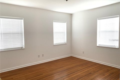 Propiedad comercial en alquiler en Orlando, Florida, 137.68 m2 № 1401086 - foto 12