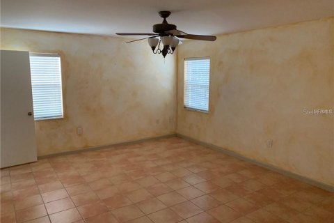Propiedad comercial en alquiler en Orlando, Florida, 137.68 m2 № 1401086 - foto 9