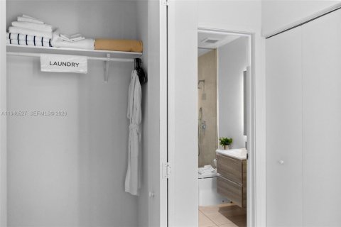 Condominio en venta en Miami, Florida, 2 dormitorios № 2002883 - foto 17