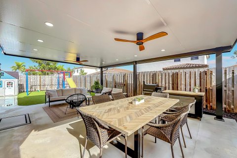 Villa ou maison à Homestead, Floride 4 chambres, 176.05 m2 № 2361926