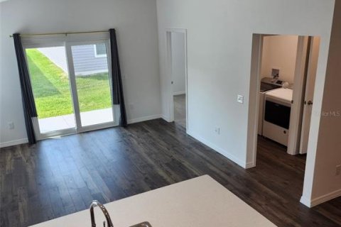Casa en alquiler en The Villages, Florida, 2 dormitorios, 92.9 m2 № 1603079 - foto 13