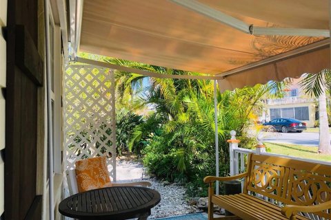 Casa en alquiler en Longboat Key, Florida, 2 dormitorios, 216.56 m2 № 1681400 - foto 18