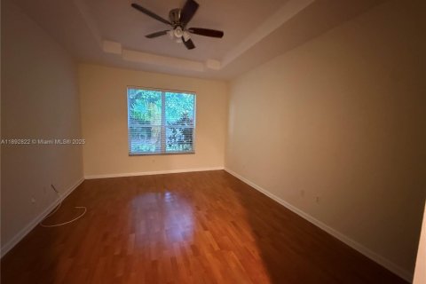 House in Boynton Beach, Florida 3 bedrooms, 160.44 sq.m. № 2038667 - photo 11