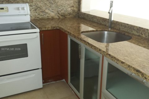 Снять в аренду кондоминиум в Майами, Флорида 2 спальни, 109.16м2, № 2026931 - фото 23