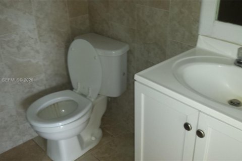 Снять в аренду кондоминиум в Майами, Флорида 2 спальни, 109.16м2, № 2026931 - фото 21