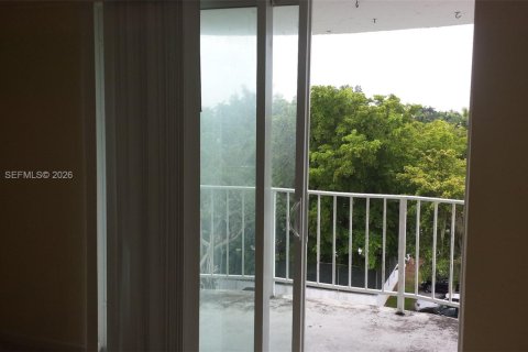 Снять в аренду кондоминиум в Майами, Флорида 2 спальни, 109.16м2, № 2026931 - фото 6