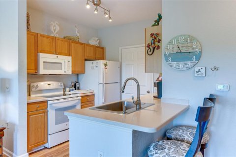 Condo in Bradenton, Florida, 2 bedrooms  № 1386512 - photo 17