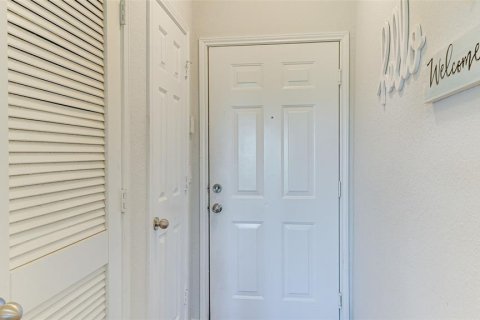 Condo in Bradenton, Florida, 2 bedrooms  № 1386512 - photo 14