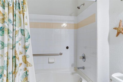 Condo in Bradenton, Florida, 2 bedrooms  № 1386512 - photo 25